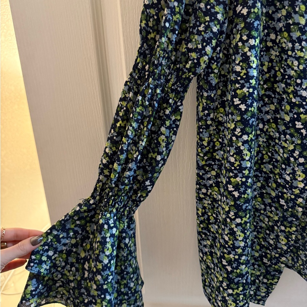 MICHAEL KORS Floral Open-Front Women’s Top in Navy and Green - Picture 2 of 3